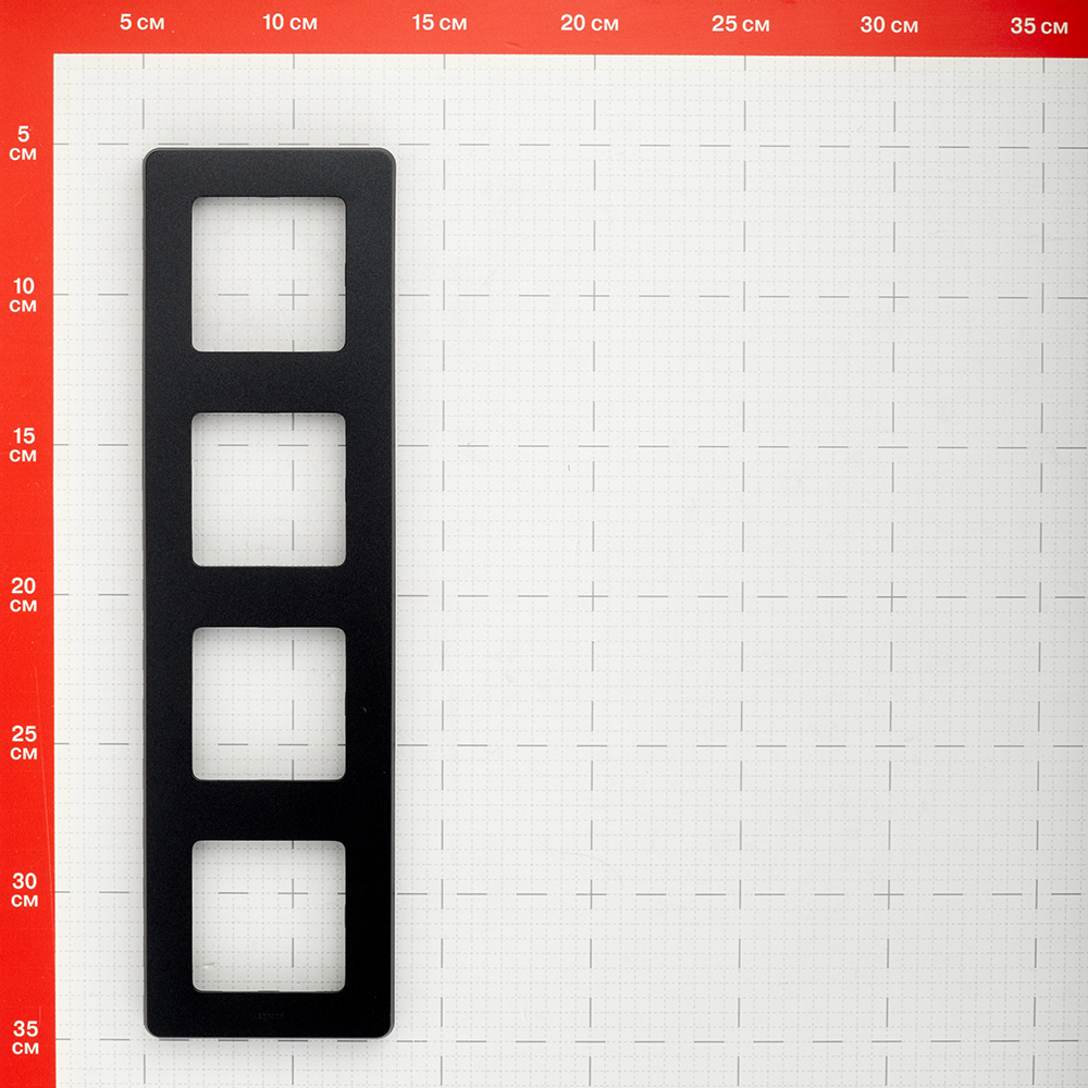 Рамка Legrand Inspiria четырехместная антрацит (673963)