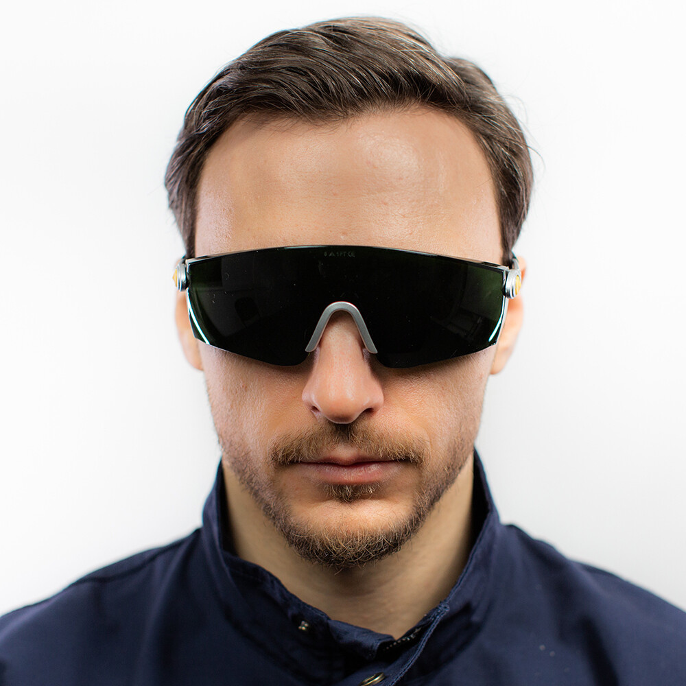 Очки защитные Delta Plus открытые с затемненными линзами антизапотевающие (LIPA2T5)