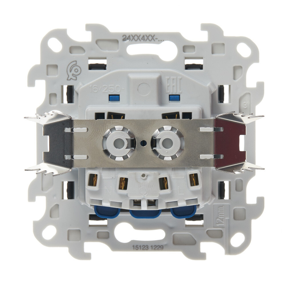 Розетка Simon 24 Harmonie встраиваемая графит со шторками с крышкой (2420448-038)