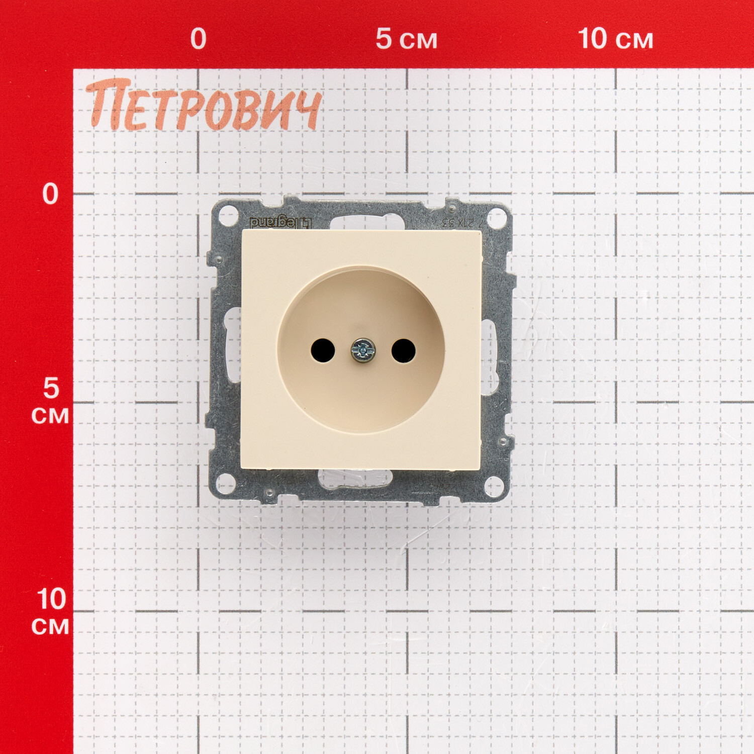 Розетка Legrand Suno встраиваемая слоновая кость (721233)