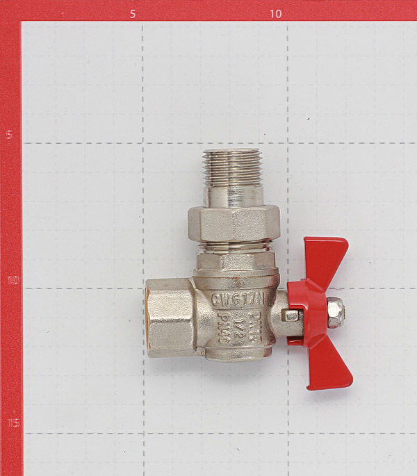 Кран шаровой латунный Valtec Base 1/2 ВР(г) х 1/2 НР(ш) бабочка с полусгоном угловой (VT.228.N.04)