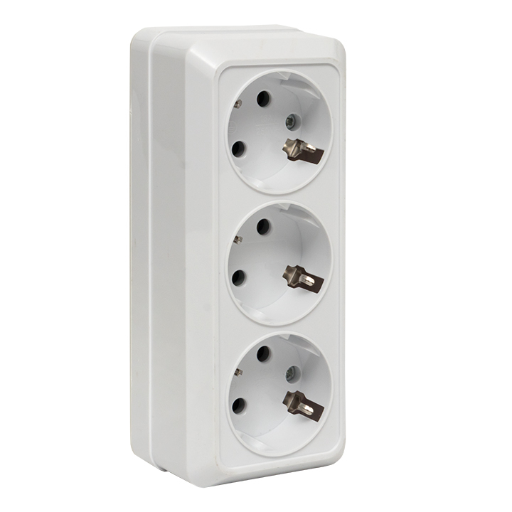 Розетка EKF Рим накладная белая (ENR16-228-10)