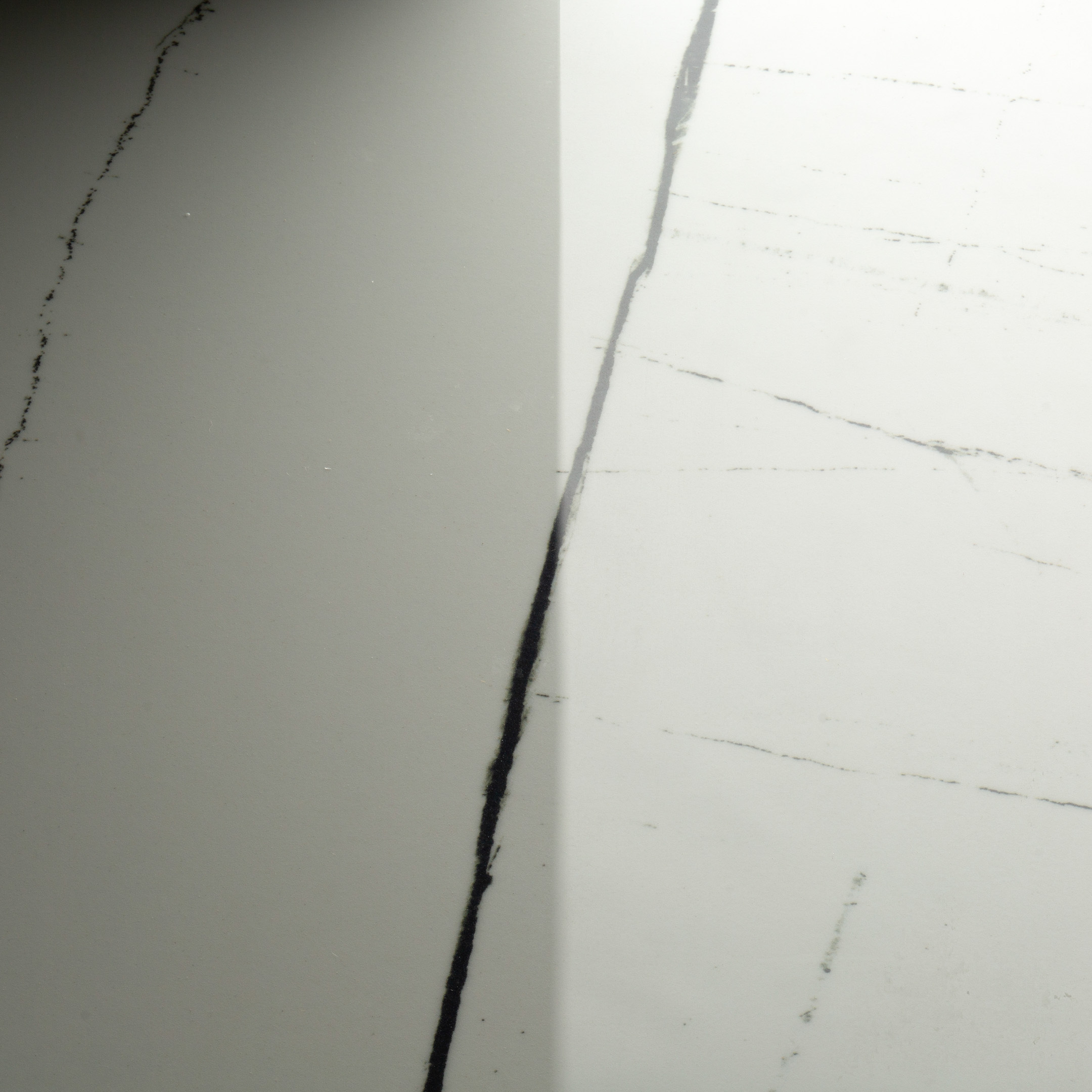 Керамогранит Lavelly Marble Accent белый полированный 1200х600х8,5 мм (2 шт.=1,44 кв.м)