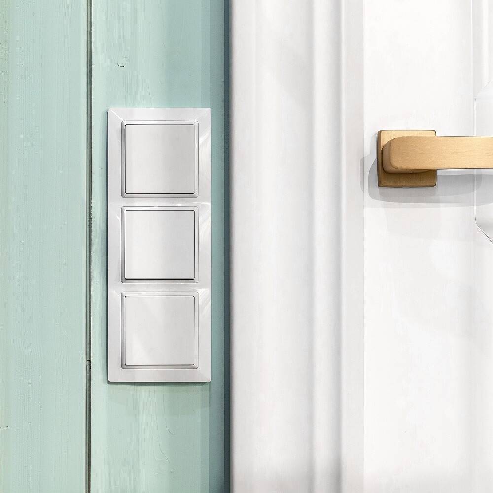 Выключатель Werkel одноклавишный встраиваемый белый перекрестный (a051117)