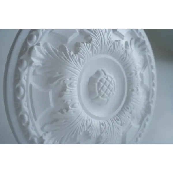 Декоративная потолочная розетка полистирол белая Decoflair D303-430 43 см