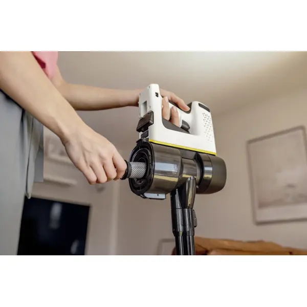 Вертикальный пылесос портативный Karcher VC 4 Cordless myHome черный
