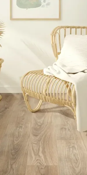 Ламинат Фонди 33 класс толщина 8 мм WP24 с фаской 2.005 м²