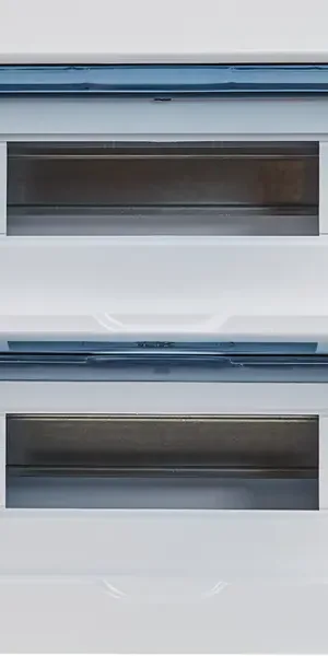 Щит распределительный навесной IEK Home ЩРН-П-24 24 модуля IP41 пластик