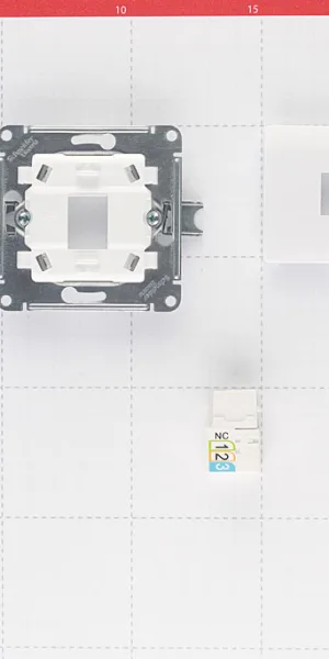 Systeme Electric Glossa 内嵌式白色电话插座 RJ11 (GSL000181T)