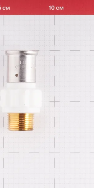 Henco 接头 (17PKW-2605) 26 (压接) x 3/4" 外螺纹 PVDF 白色
