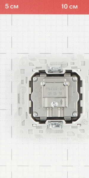 Simon 24 Harmonie recessed TV socket white TV/SAT (2410487-030)