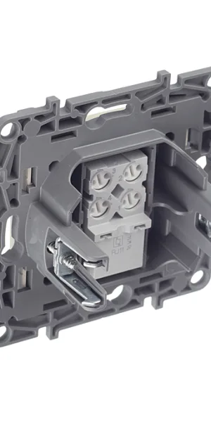 Розетка телефонная Legrand Etika встраиваемая слоновая кость RJ11 (672340)