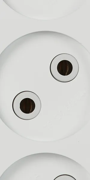 Колодка электрическая 2 розетки Makel 10 А 250 В 2,2 кВт белая (MGP101)