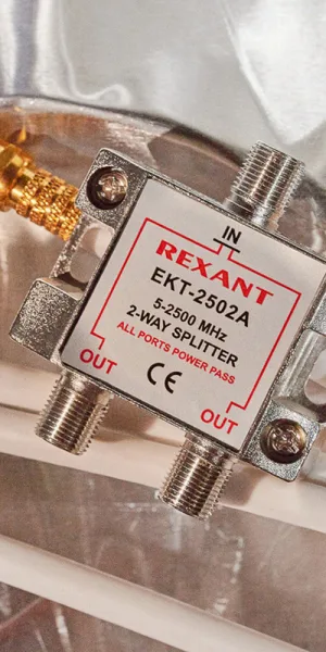 ТВ делитель Rexant Спутник 2 F-выхода (05-6201)