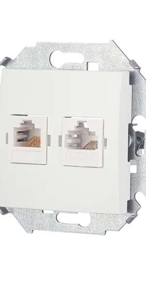 Розетка компьютерная/ телефонная Simon 15 встраиваемая белая RJ11/ RJ45 (1591590-030)