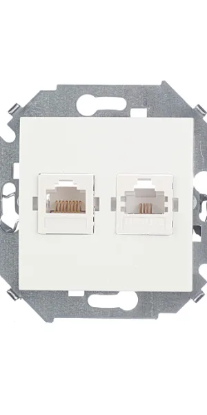 Розетка компьютерная/ телефонная Simon 15 встраиваемая белая RJ11/ RJ45 (1591590-030)