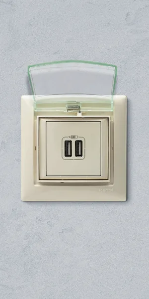 Розетка USB Legrand Valena встраиваемая слоновая кость 2хUSB-A (694372)