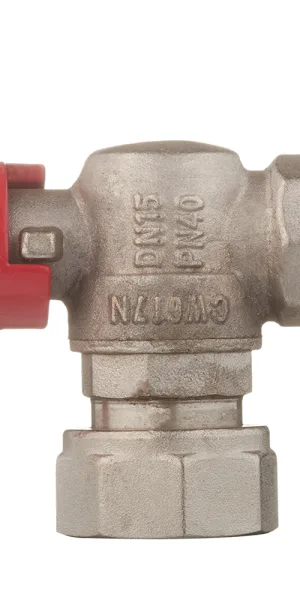 Кран шаровой латунный Valtec Base 3/4 ВР(г) х 1/2 НР(ш) бабочка с накидной гайкой угловой (VT.267.N.0405)
