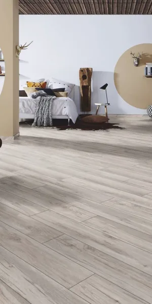 Ламинат 33 класс Ultradecor Expert Choice дуб лонгбоу 2,22 кв.м 8 мм с фаской