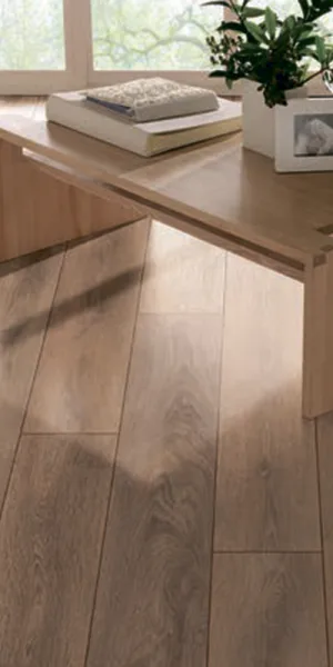 Ламинат 33 класс Ultradecor Expert Choice дуб харлех 2,22 кв.м 8 мм с фаской