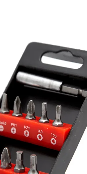 Набор бит Vira (554101) PH/PZ/SL/TORX/HEX 25 мм с магнитным держателем (16 шт.)