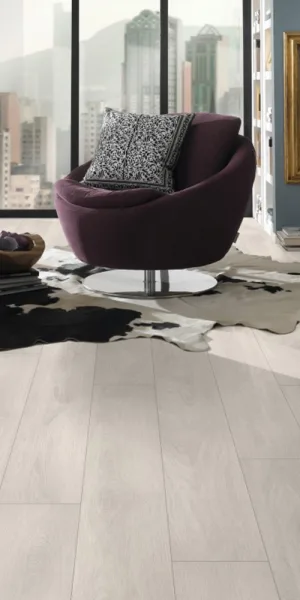 Ламинат 33 класс Ultradecor Expert Choice дуб аспен 2,22 кв.м 8 мм с фаской