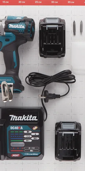 Дрель-шуруповерт аккумуляторная бесщеточная Makita XGT 40 В 2,5 Ач Li-Ion 2 АКБ и ЗУ (HP001GD201)