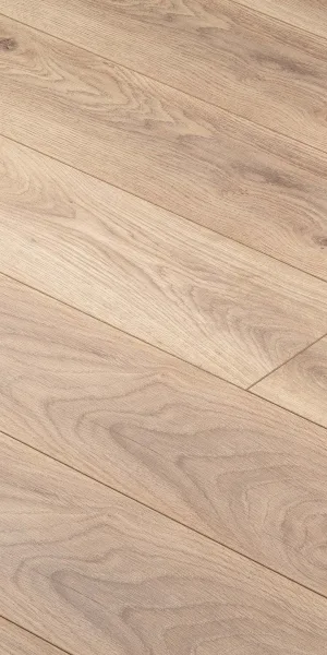 Ламинат 33 класс Ultradecor Expert Choice дуб хейбридж 2,22 кв.м 8 мм с фаской