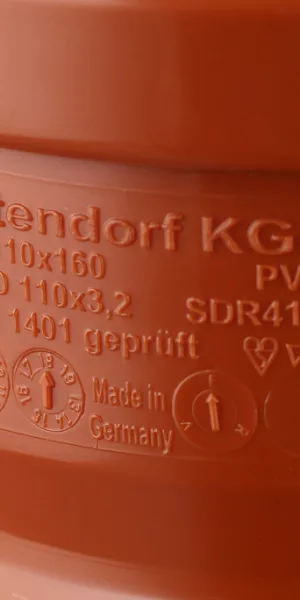 Переходник Ostendorf KGR d160х110 мм пластиковый эксцентрический для наружной канализации (222709)