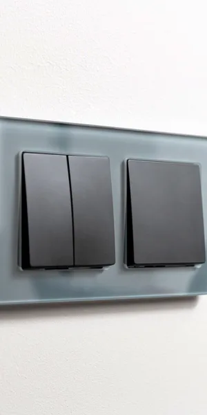 Выключатель Werkel одноклавишный встраиваемый черный матовый проходной (a051626)