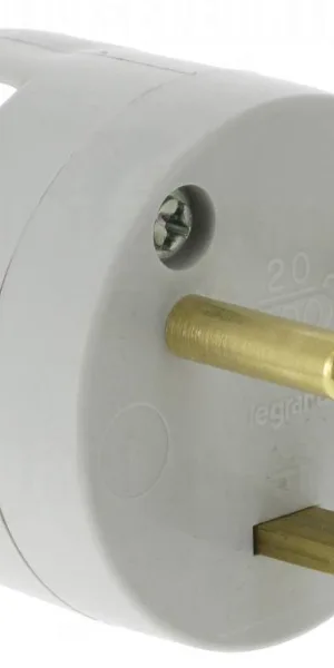 Вилка силовая Legrand 2К+З 20А боковой выход 055002  - - - -