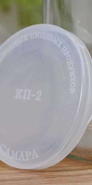 Крышка ПЭТ 1-82 для холодного консервирования 7306402