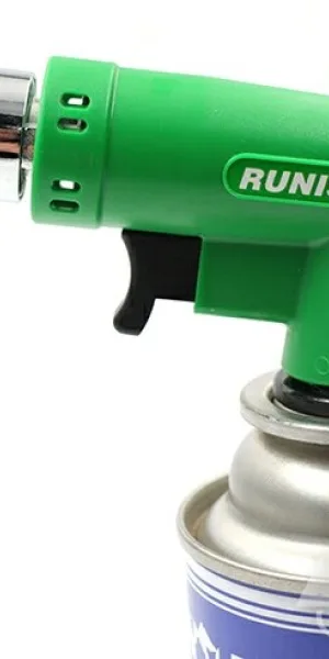 Горелка газовая  пьезоподжиг д/баллона, цанга "Runis" Premium P05  4-052