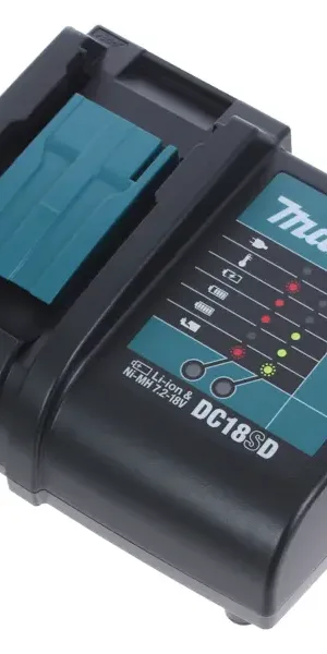 Набор 2 аккумулятора и зарядное устройство Makita 197143-8, 18 В Li-ion 2x1.5 Ач