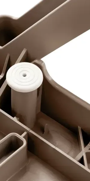 Шезлонг Атлант 184x62x33 см пластик цвет мокко