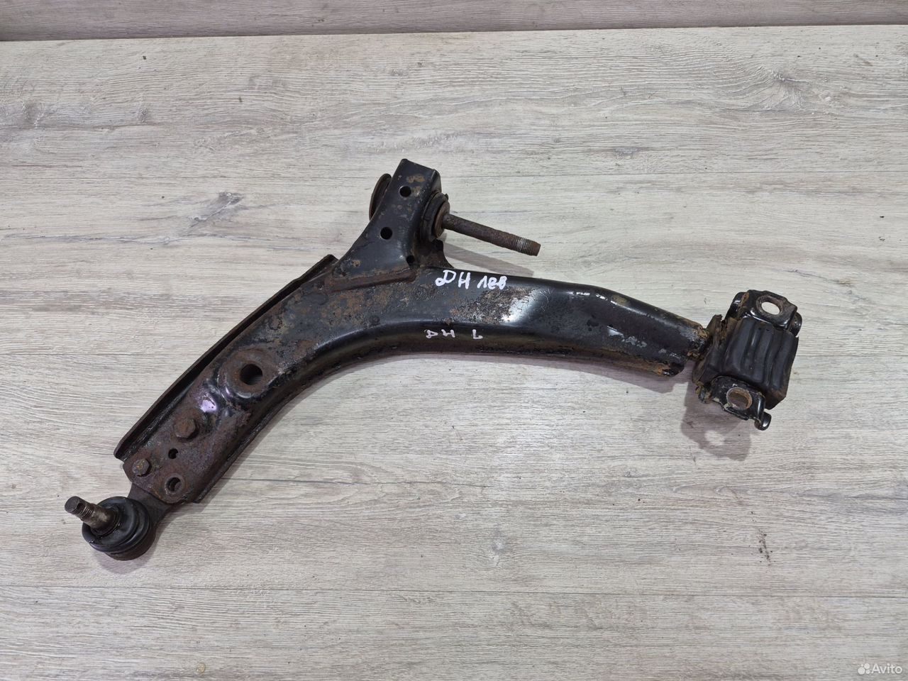 Рычаг левый Daewoo Nexia N150