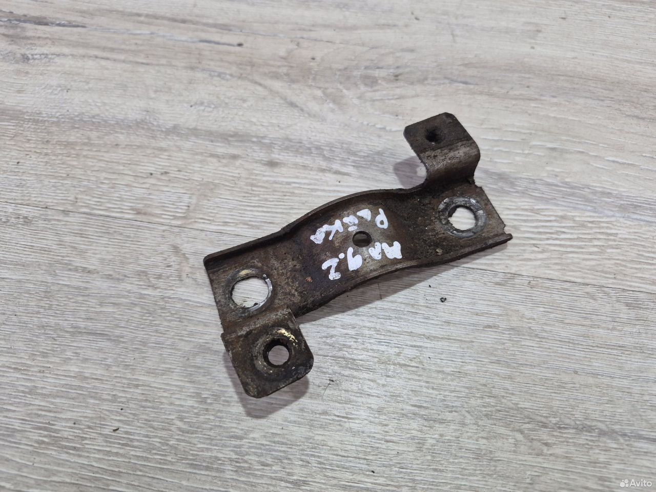 Скоба рулевой рейки Mitsubishi Lancer 9 — фото 3
