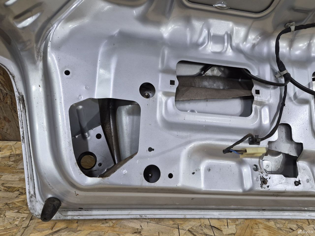 Крышка багажника Hyundai Sonata EF — фото 8