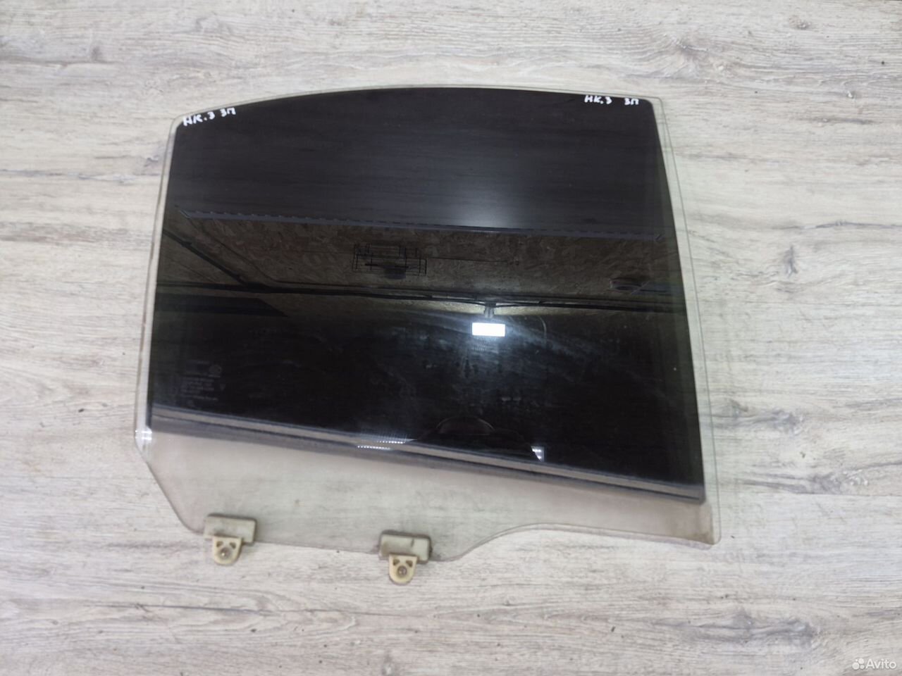 Стекло двери заднее правое Nissan Almera Classic