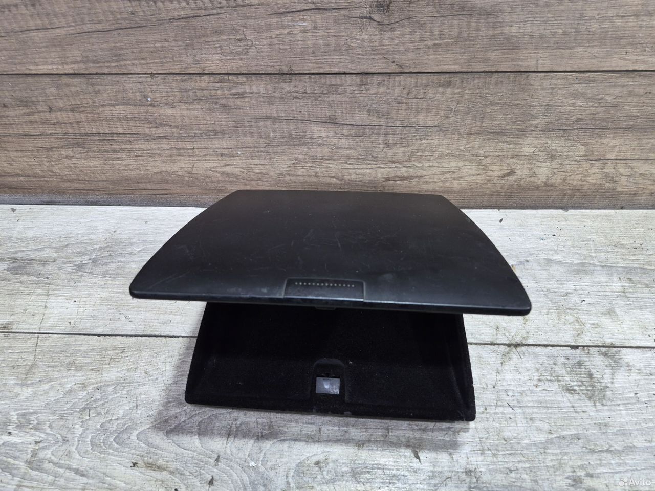 Бардачок Volkswagen Sharan 2000-2008 7M3857919B