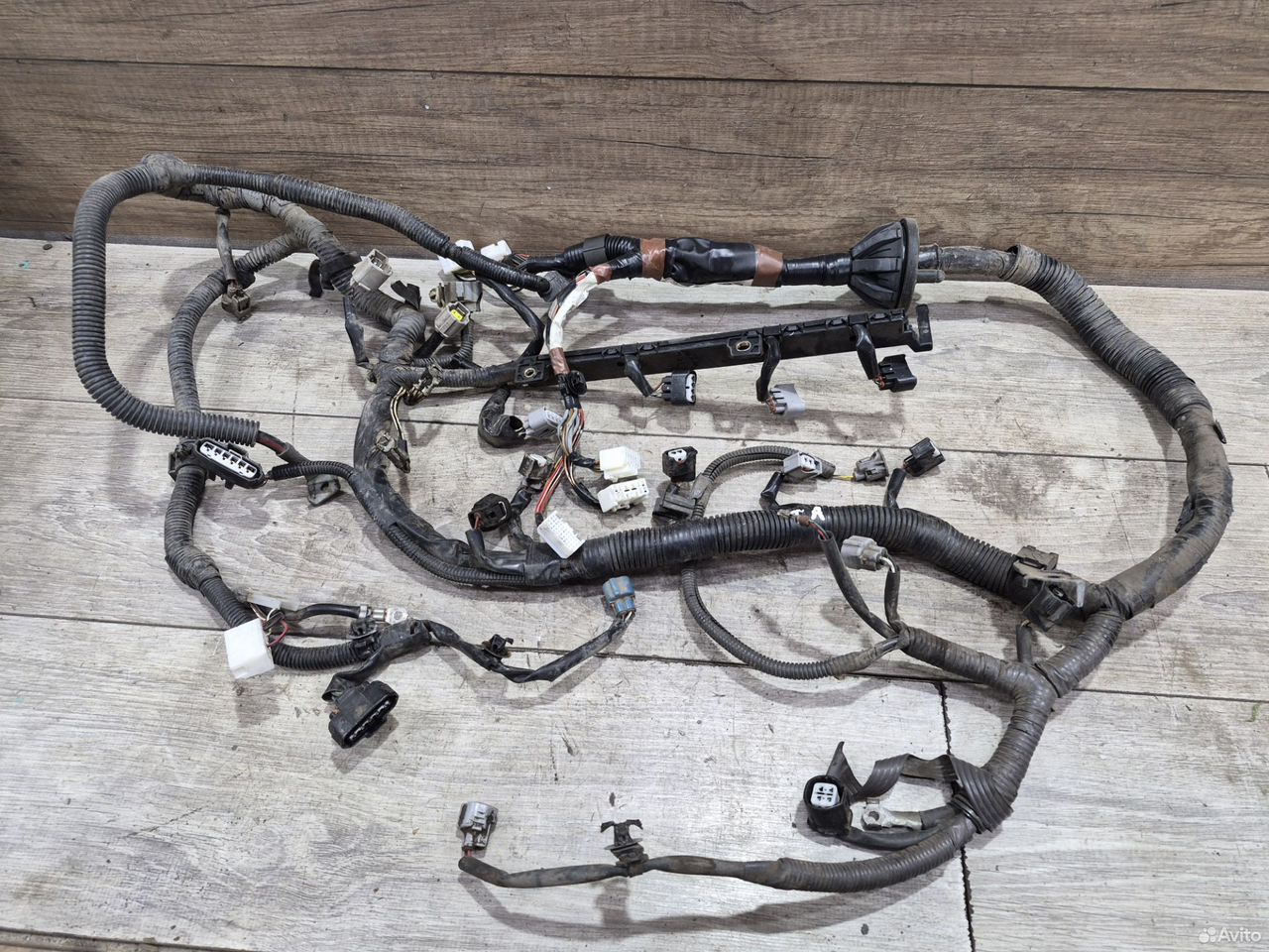 Проводка двигателя Toyota Avensis T250 82121-05621