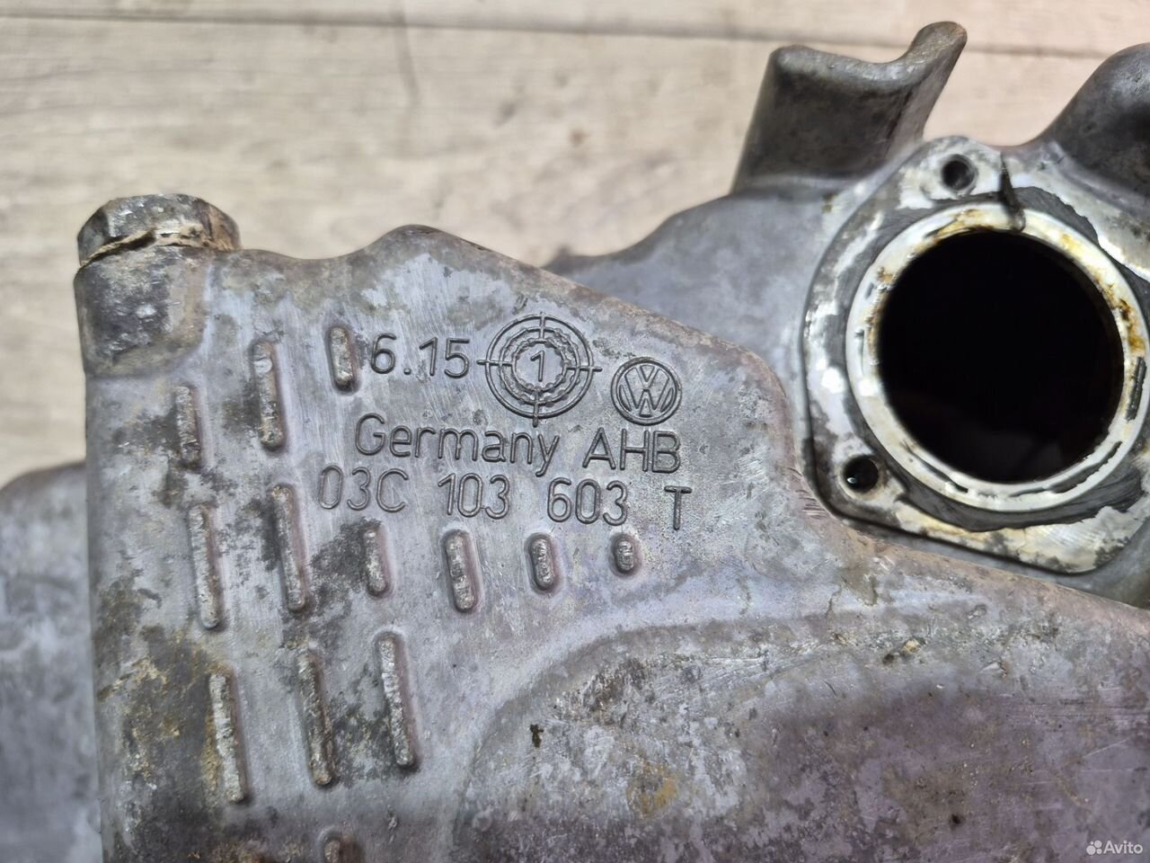 Поддон двигателя Volkswagen Passat B7 1.4 caxa — фото 10