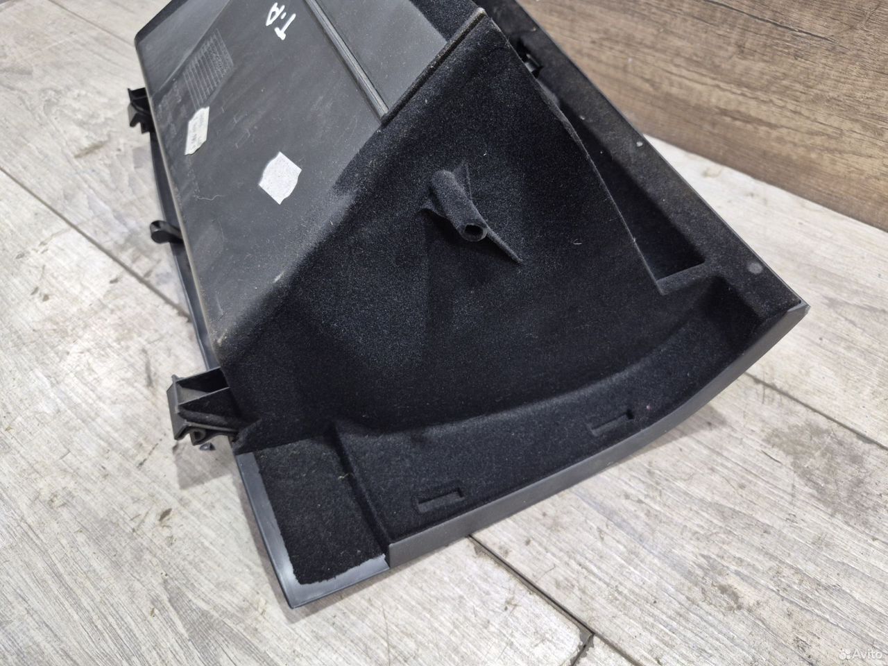 Бардачок Toyota Avensis T250 — фото 8