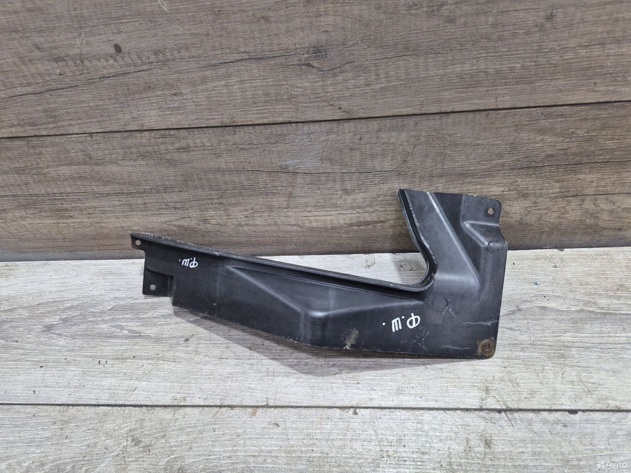 Накладка под фару Volkswagen Sharan 1 7M3805599A