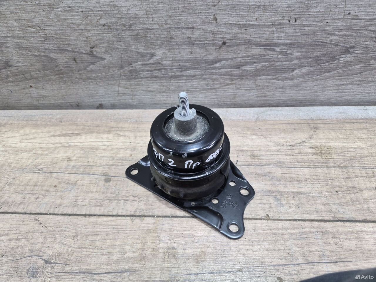 Опора двигателя правая Volkswagen Polo 5 6C0199167