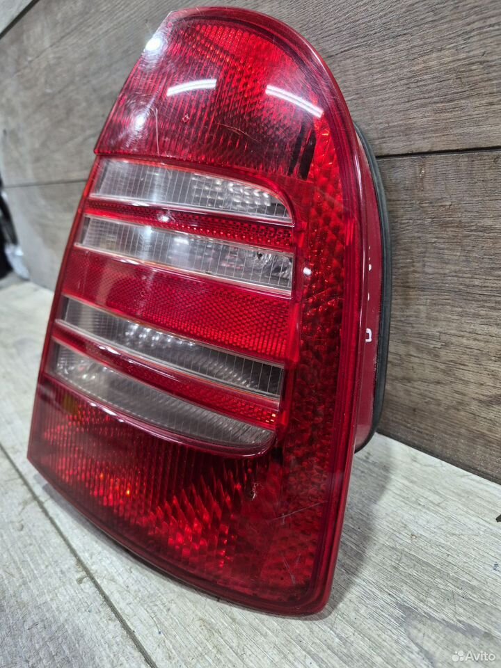 Фонарь правый Skoda Superb 1 — фото 5