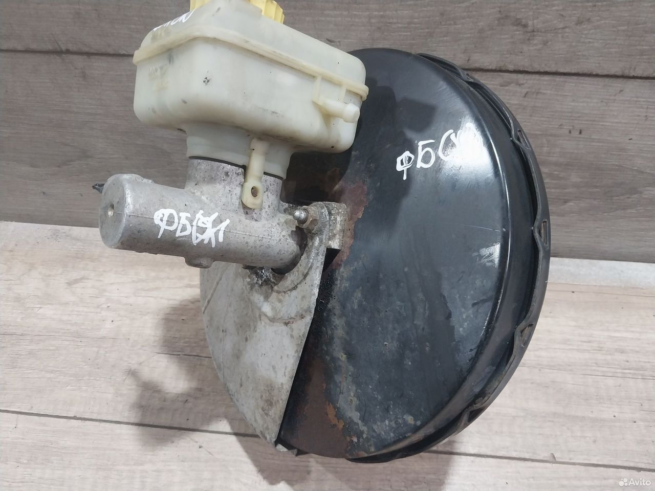 Вакуум тормозной всборе Volkswagen Golf 4 Skoda A4 — фото 4