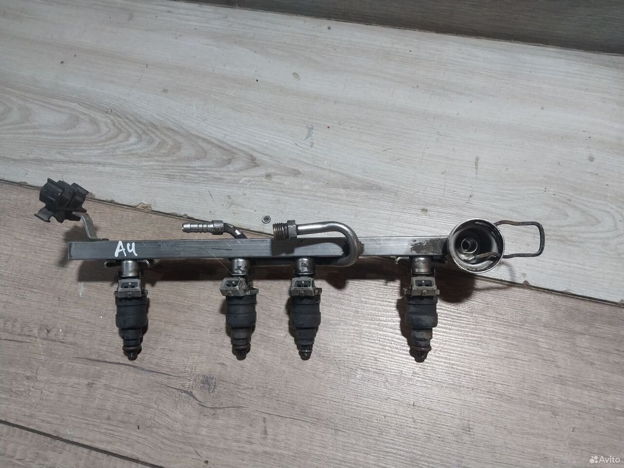 Форсунки топливные Audi A4 B5 1.6 078133551N