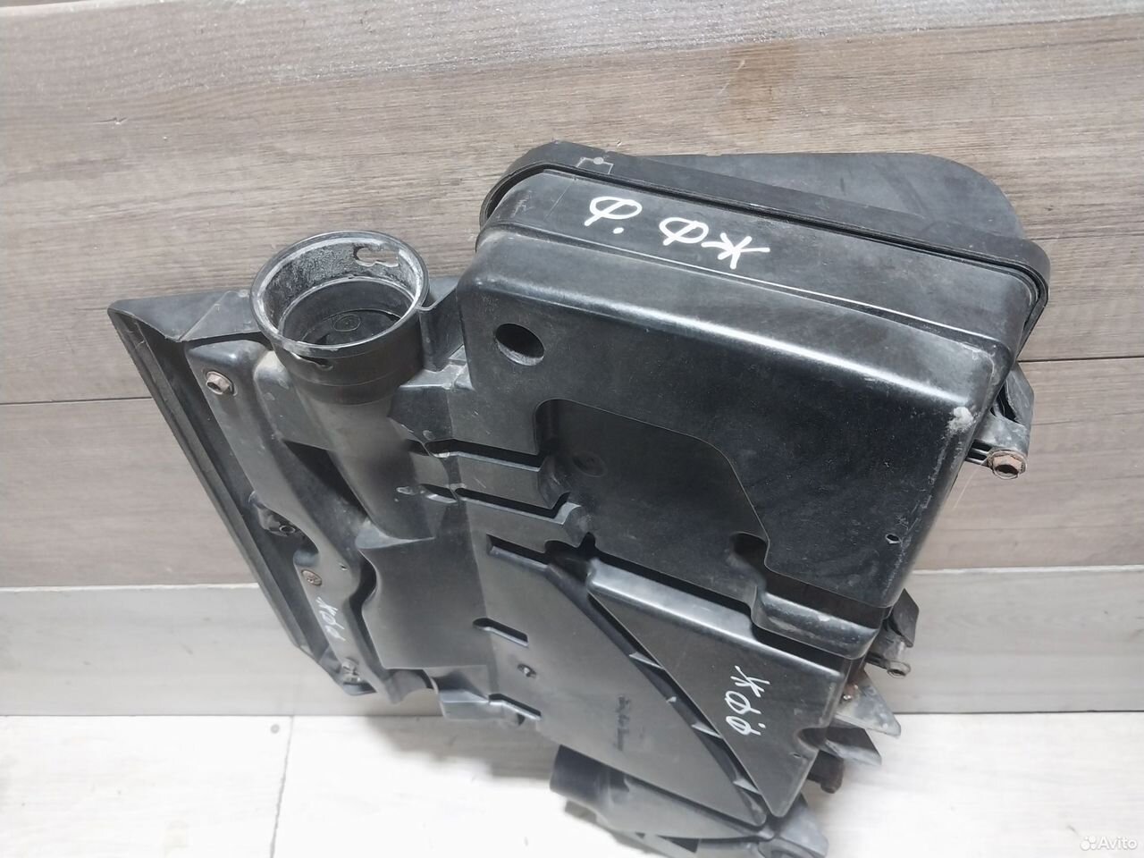 Корпус воздушного фильтра Ford Fusion 1.4 — фото 8