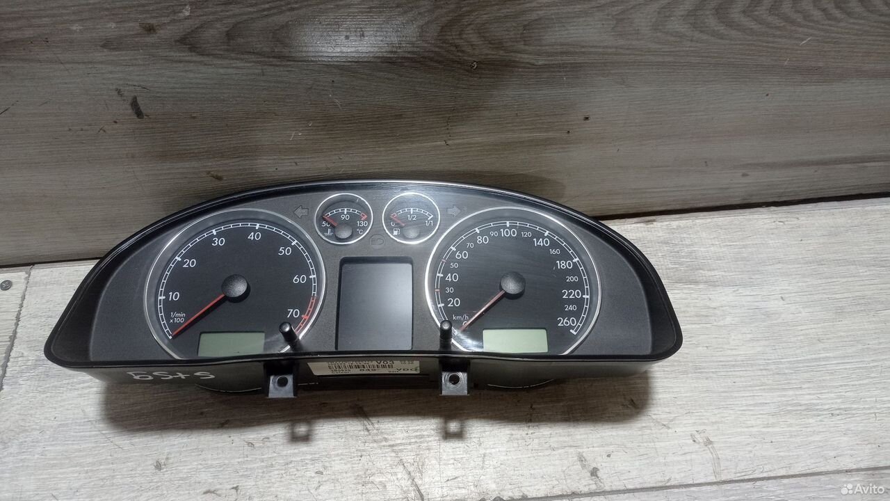 Панель приборов Volkswagen Passat B5 GP 3B0920849